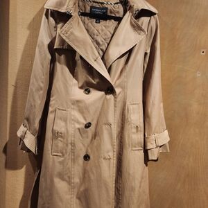 London Fog double Breasted Hooded Raincoat, size Medium, khaki color